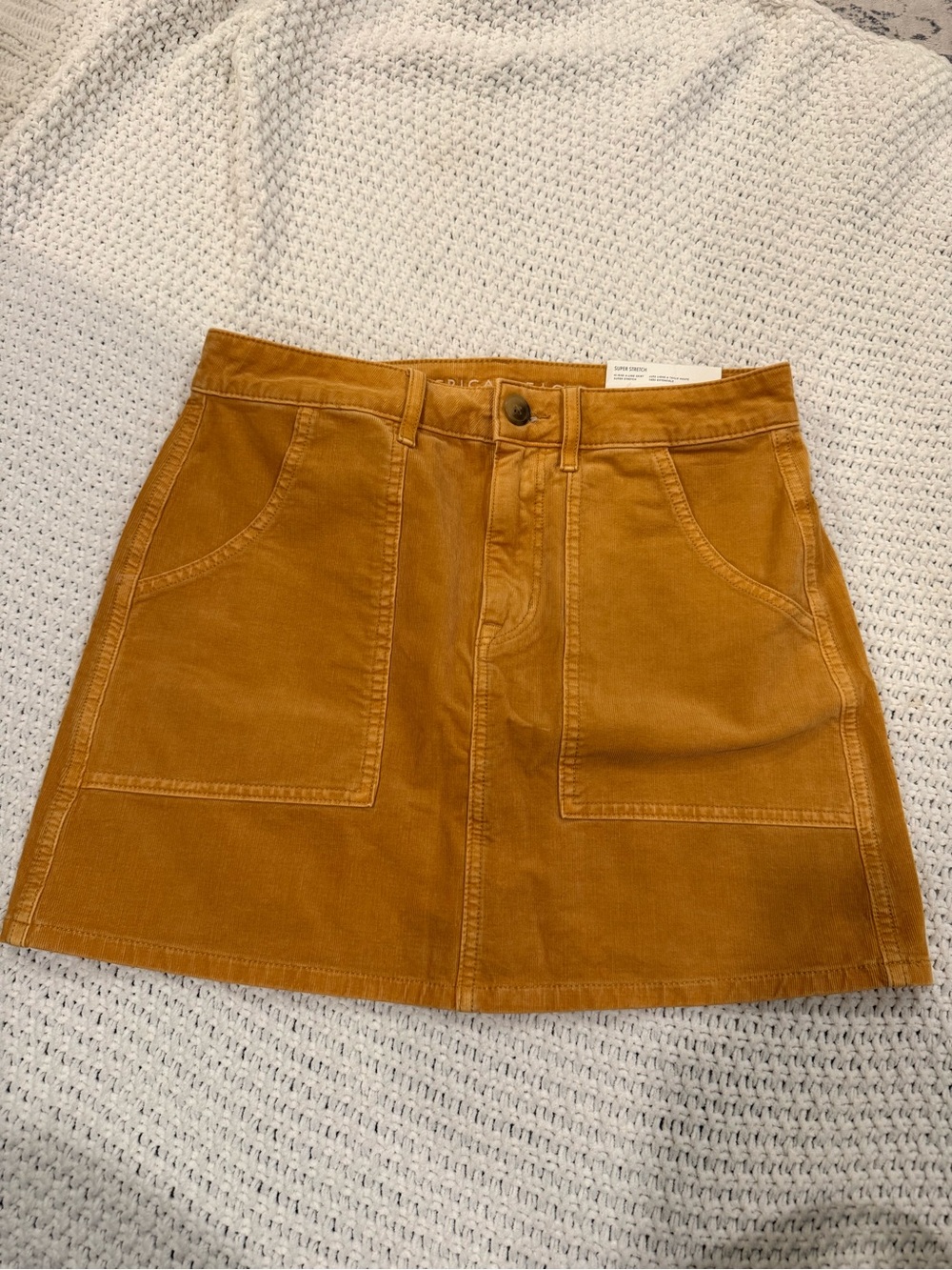 American Eagle Hi-Rise A-Line Corduroy Skirt Mustard Yellow Size 6 NWT Fall